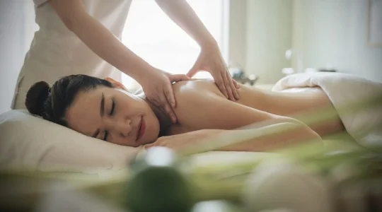 スパとランチがセットに！